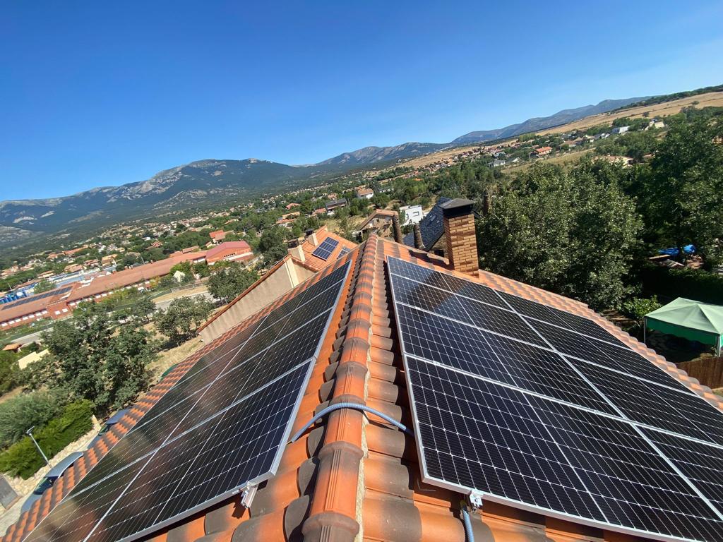 Detalle de montaje de paneles